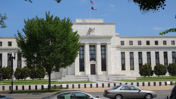 The US Federal Reserve building is seen August 1, 2015 in Washington, DC. AFP PHOTO / KAREN BLEIER (Photo credit should read KAREN BLEIER/AFP/Getty Images)